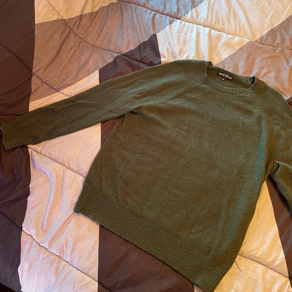 J crew men’s sweater (L) dark green